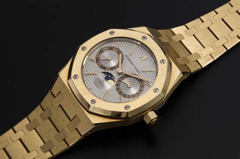 audemars piguet golden gold.